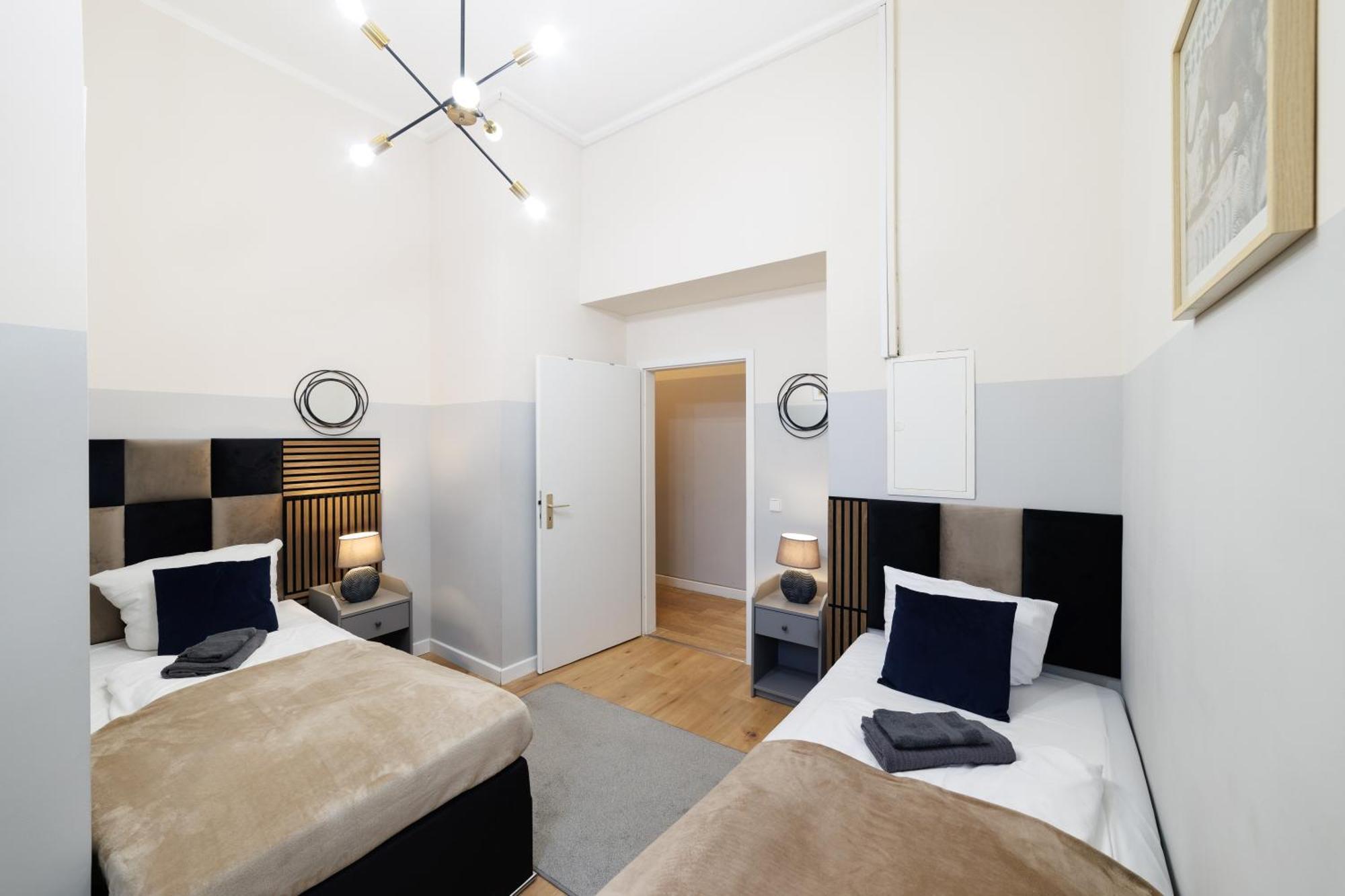 Stylish 4rooms Flat Am Adenauerplatz 8 Personen Kurfuerstendamm Berlijn