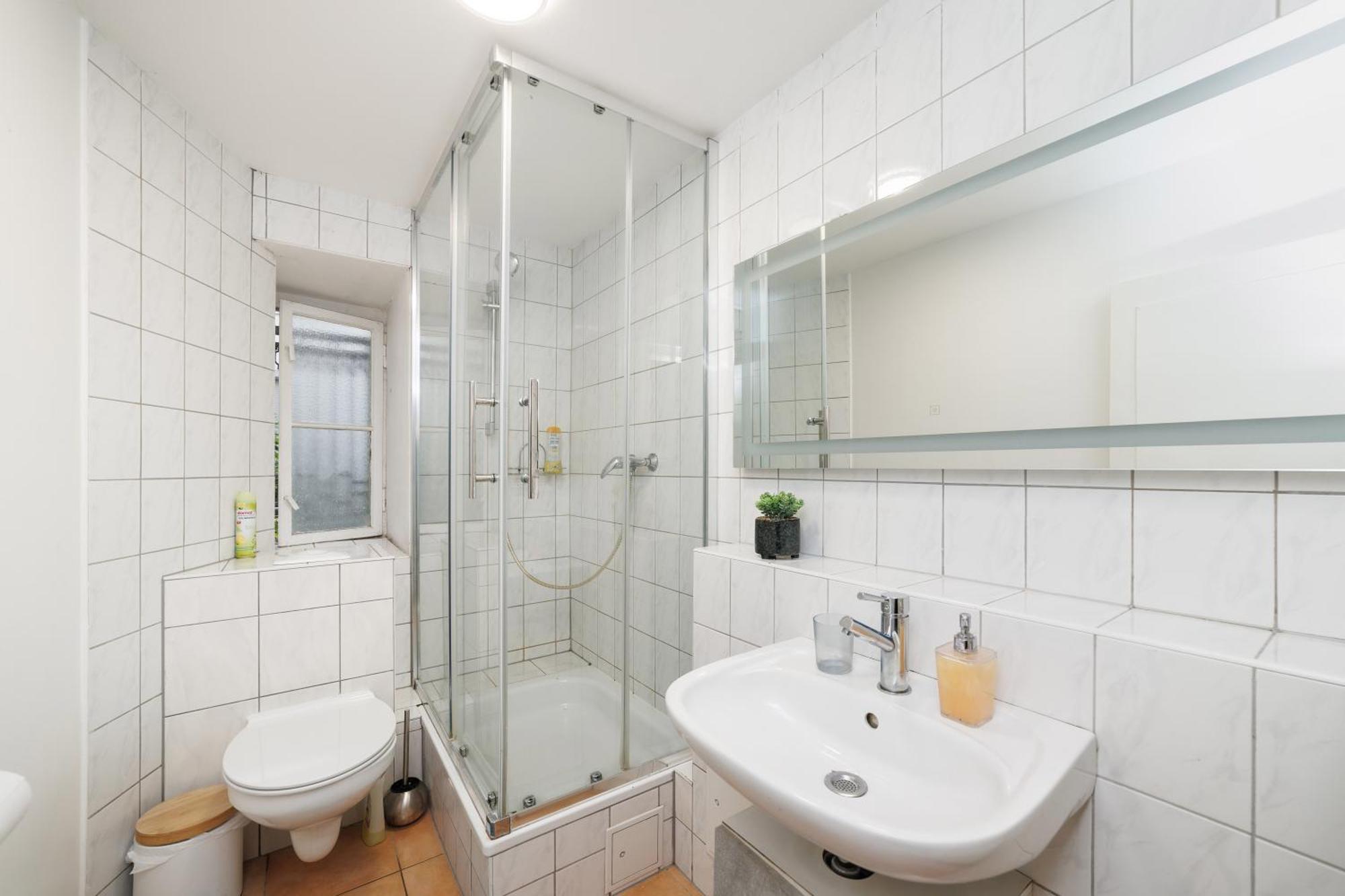 Stylish 4rooms Flat Am Adenauerplatz 8 Personen Kurfuerstendamm Appartement Berlijn